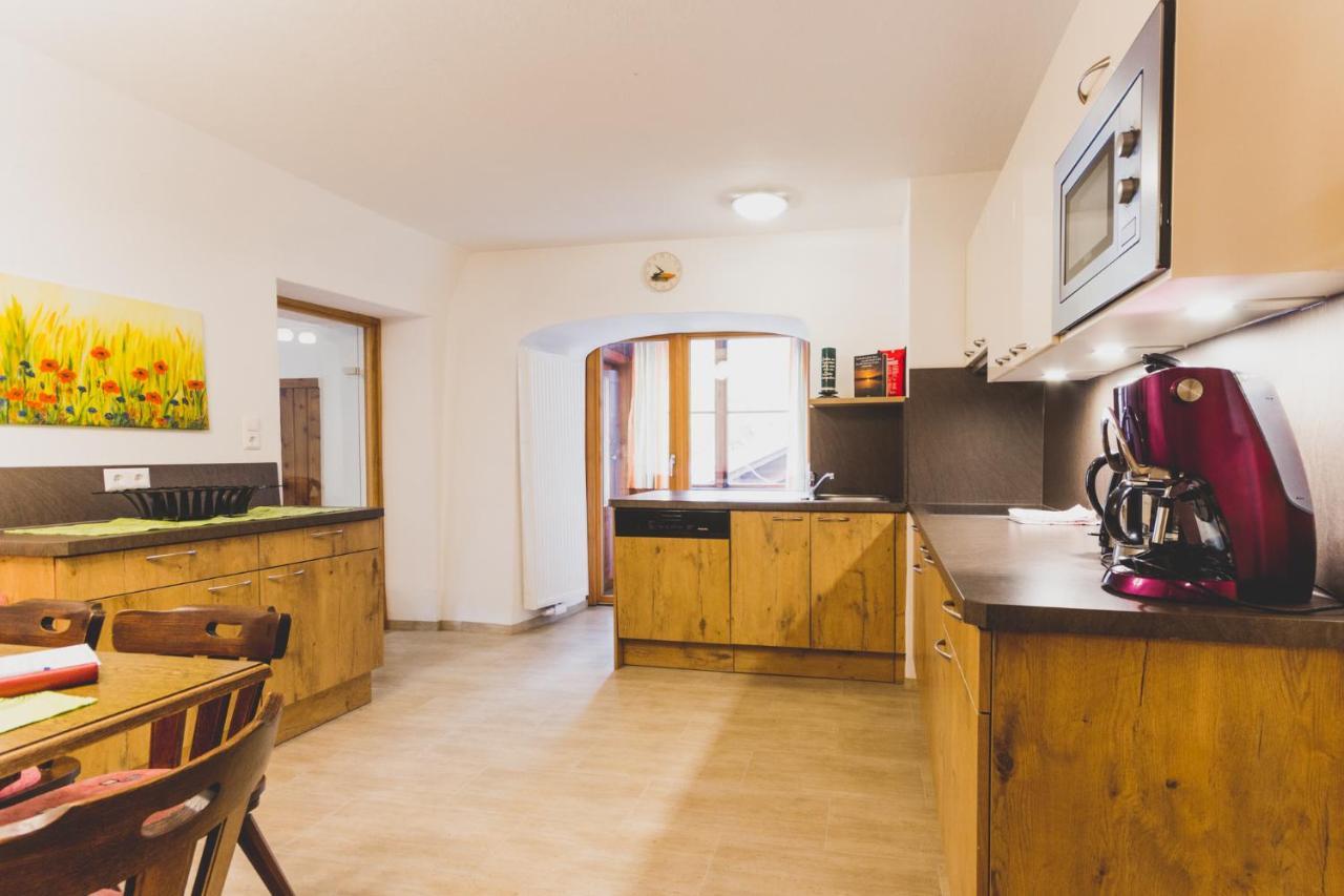 Haus Kathrein Apartment Пруц Екстериор снимка